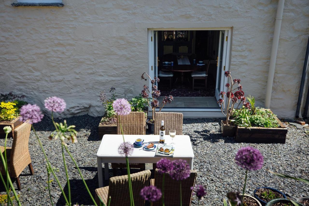 Penrhiw Farm B & B Goodwick Kültér fotó